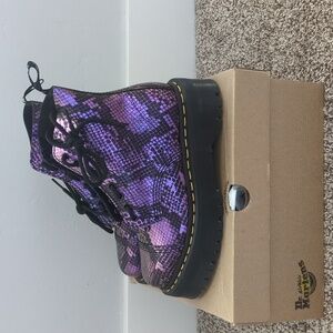 Dr Marten Sinclair Viper Croc Emboss (Sz Women's 7)